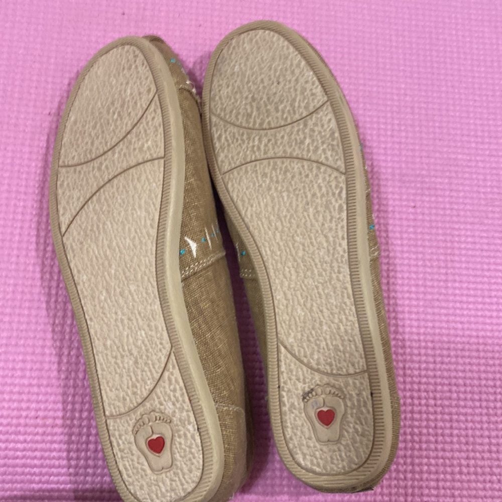 Bob’s From Sketchers Memory Foam - image 2